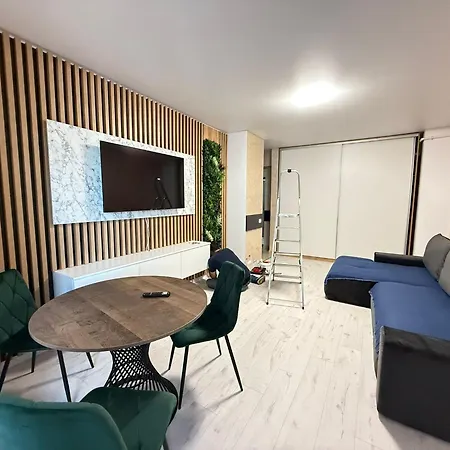 Luxury Glam Center Area Апартаменты