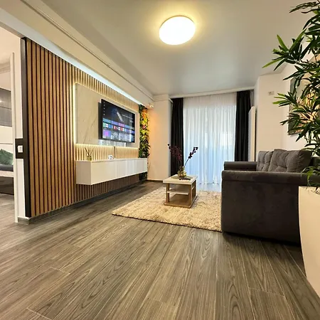 Luxury Glam Center Area - Parking Option Apartment Bukarest