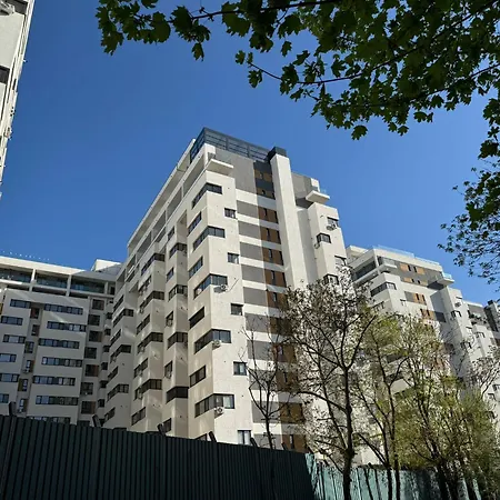 Luxury Glam Center Area - Parking Option Apartament