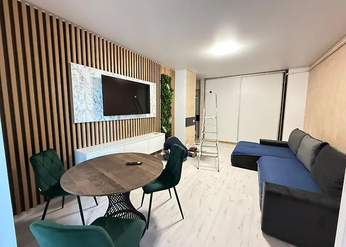 Luxury Glam Center Area Апартаменти