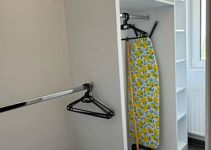 Luxury Glam Center Area