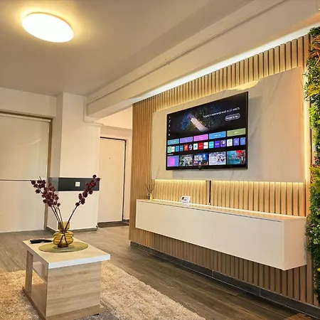Luxury Glam Center Area Апартаменти Бухарест